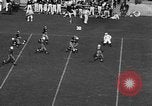 Standbild Fußballspiel New Haven Connecticut USA, 1938, aus Sekunde 17 historischem Filmmaterial Videoclip 65675043247