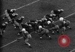 Standbild Fußballspiel New Haven Connecticut USA, 1938, aus Sekunde 41 historischem Filmmaterial Videoclip 65675043247