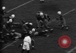 Standbild Fußballspiel New Haven Connecticut USA, 1938, aus Sekunde 44 historischem Filmmaterial Videoclip 65675043247