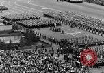 Standbild May Day Parade Moskau Russland Sowjetunion, 1953, aus Sekunde 34 historischem Filmmaterial Videoclip 65675043253