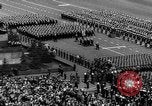 Standbild May Day Parade Moskau Russland Sowjetunion, 1953, aus Sekunde 35 historischem Filmmaterial Videoclip 65675043253