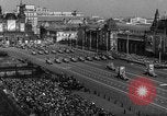 Standbild May Day Parade Moskau Russland Sowjetunion, 1953, aus Sekunde 62 historischem Filmmaterial Videoclip 65675043253