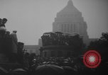 Standbild Unruhen in Tokio über den Vertrag von San Francisco Tokio Japan, 1952, aus Sekunde 11 historischem Filmmaterial Videoclip 65675043254