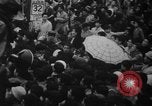 Standbild Unruhen in Tokio über den Vertrag von San Francisco Tokio Japan, 1952, aus Sekunde 19 historischem Filmmaterial Videoclip 65675043254