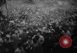 Standbild Unruhen in Tokio über den Vertrag von San Francisco Tokio Japan, 1952, aus Sekunde 22 historischem Filmmaterial Videoclip 65675043254