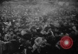 Standbild Unruhen in Tokio über den Vertrag von San Francisco Tokio Japan, 1952, aus Sekunde 23 historischem Filmmaterial Videoclip 65675043254