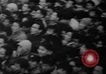 Standbild Unruhen in Tokio über den Vertrag von San Francisco Tokio Japan, 1952, aus Sekunde 26 historischem Filmmaterial Videoclip 65675043254