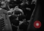Standbild Unruhen in Tokio über den Vertrag von San Francisco Tokio Japan, 1952, aus Sekunde 29 historischem Filmmaterial Videoclip 65675043254
