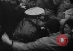 Standbild Unruhen in Tokio über den Vertrag von San Francisco Tokio Japan, 1952, aus Sekunde 32 historischem Filmmaterial Videoclip 65675043254