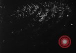 Standbild Unruhen in Tokio über den Vertrag von San Francisco Tokio Japan, 1952, aus Sekunde 45 historischem Filmmaterial Videoclip 65675043254