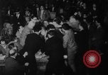 Standbild Unruhen in Tokio über den Vertrag von San Francisco Tokio Japan, 1952, aus Sekunde 47 historischem Filmmaterial Videoclip 65675043254