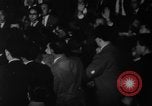 Standbild Unruhen in Tokio über den Vertrag von San Francisco Tokio Japan, 1952, aus Sekunde 54 historischem Filmmaterial Videoclip 65675043254