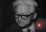 Standbild Unruhen in Tokio über den Vertrag von San Francisco Tokio Japan, 1952, aus Sekunde 62 historischem Filmmaterial Videoclip 65675043254