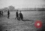 Immagine di Gli ufficiali di cavalleria Roma Italia, 1929, secondo 35 filmato di repertorio 65675043267