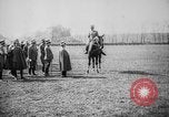 Immagine di Gli ufficiali di cavalleria Roma Italia, 1929, secondo 42 filmato di repertorio 65675043267