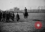 Immagine di Gli ufficiali di cavalleria Roma Italia, 1929, secondo 45 filmato di repertorio 65675043267