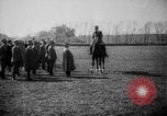 Immagine di Gli ufficiali di cavalleria Roma Italia, 1929, secondo 47 filmato di repertorio 65675043267