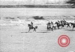 Standbild amerikanischen Kavallerie Offiziere Rom Italien, 1929, aus Sekunde 15 historischem Filmmaterial Videoclip 65675043269