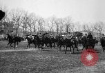 Standbild amerikanischen Kavallerie Offiziere Rom Italien, 1929, aus Sekunde 47 historischem Filmmaterial Videoclip 65675043269