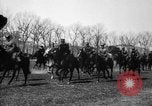Standbild amerikanischen Kavallerie Offiziere Rom Italien, 1929, aus Sekunde 49 historischem Filmmaterial Videoclip 65675043269