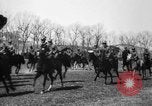 Standbild amerikanischen Kavallerie Offiziere Rom Italien, 1929, aus Sekunde 51 historischem Filmmaterial Videoclip 65675043269