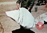 Standbild Vereinigten Staaten Soldaten United States USA, 1943, aus Sekunde 59 historischem Filmmaterial Videoclip 65675043270
