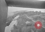 Immagine di B-24 kamikaze attaccano le raffinerie di petrolio e impianti di deposito Labuan Isola Borneo, 1944, secondo 52 filmato di repertorio 65675043293