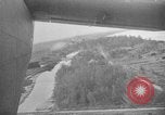 Immagine di B-24 kamikaze attaccano le raffinerie di petrolio e impianti di deposito Labuan Isola Borneo, 1944, secondo 54 filmato di repertorio 65675043293