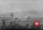 Standbild deutsche Truppen Frankreich, 1940, aus Sekunde 16 historischem Filmmaterial Videoclip 65675043294