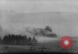 Standbild deutsche Truppen Frankreich, 1940, aus Sekunde 30 historischem Filmmaterial Videoclip 65675043294