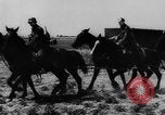 Standbild deutsche Truppen Frankreich, 1940, aus Sekunde 38 historischem Filmmaterial Videoclip 65675043294