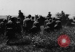 Standbild deutsche Truppen Frankreich, 1940, aus Sekunde 48 historischem Filmmaterial Videoclip 65675043294