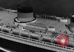 Image Normandie voyage inaugural New York City USA, 1935, de la seconde 12 séquences d'archives historiques vidéo 65675043309