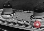 Image Normandie voyage inaugural New York City USA, 1935, de la seconde 15 séquences d'archives historiques vidéo 65675043309