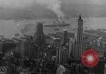 Image Normandie voyage inaugural New York City USA, 1935, de la seconde 24 séquences d'archives historiques vidéo 65675043309