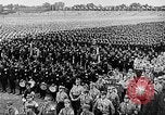 Standbild deutsche Soldaten Berlin Deutschland, 1935, aus Sekunde 6 historischem Filmmaterial Videoclip 65675043318