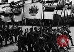 Standbild deutsche Soldaten Berlin Deutschland, 1935, aus Sekunde 16 historischem Filmmaterial Videoclip 65675043318