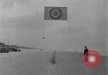 Standbild Sir Malcolm Campbell Daytona Beach Florida USA, 1935, aus Sekunde 33 historischem Filmmaterial Videoclip 65675043335