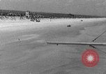 Standbild Sir Malcolm Campbell Daytona Beach Florida USA, 1935, aus Sekunde 62 historischem Filmmaterial Videoclip 65675043335