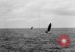 Image pêcheurs chinois rouge Détroit de Taiwan, 1967, de la seconde 6 séquences d'archives historiques vidéo 65675043341