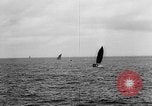 Image pêcheurs chinois rouge Détroit de Taiwan, 1967, de la seconde 7 séquences d'archives historiques vidéo 65675043341