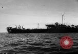 Image pêcheurs chinois rouge Détroit de Taiwan, 1967, de la seconde 10 séquences d'archives historiques vidéo 65675043341