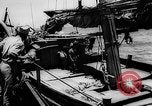 Image pêcheurs chinois rouge Détroit de Taiwan, 1967, de la seconde 16 séquences d'archives historiques vidéo 65675043341