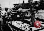 Image pêcheurs chinois rouge Détroit de Taiwan, 1967, de la seconde 17 séquences d'archives historiques vidéo 65675043341