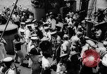Image pêcheurs chinois rouge Détroit de Taiwan, 1967, de la seconde 25 séquences d'archives historiques vidéo 65675043341