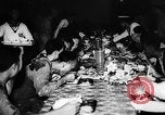 Image pêcheurs chinois rouge Détroit de Taiwan, 1967, de la seconde 26 séquences d'archives historiques vidéo 65675043341