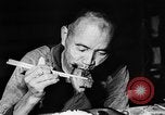 Image pêcheurs chinois rouge Détroit de Taiwan, 1967, de la seconde 35 séquences d'archives historiques vidéo 65675043341