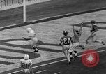 Immagine di 1967 Coppa senior del gioco del calcio Mobile Alabama USA, 1967, secondo 25 filmato di repertorio 65675043344