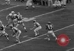 Immagine di 1967 Coppa senior del gioco del calcio Mobile Alabama USA, 1967, secondo 30 filmato di repertorio 65675043344