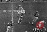 Immagine di 1967 Coppa senior del gioco del calcio Mobile Alabama USA, 1967, secondo 47 filmato di repertorio 65675043344
